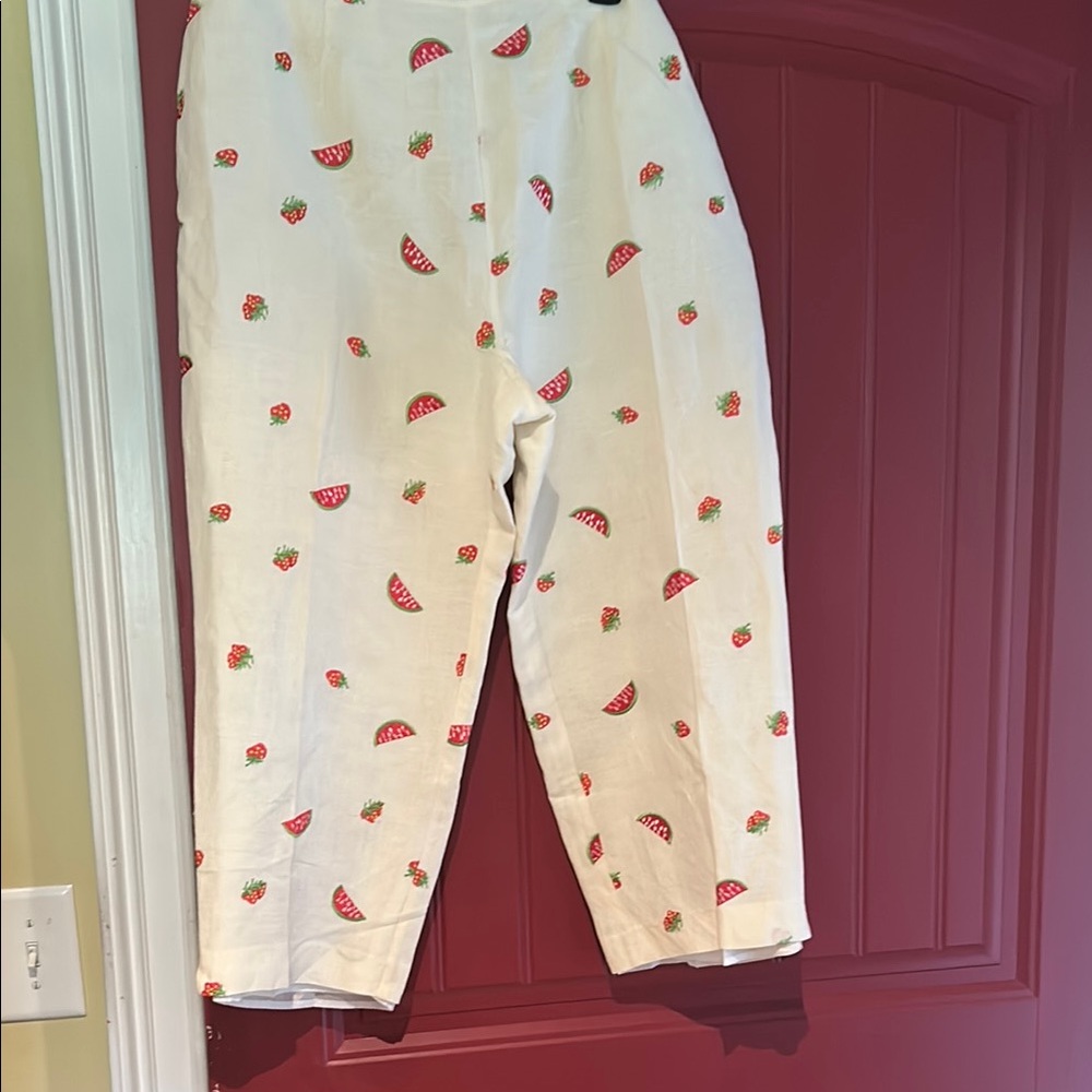 Women’s Linen and Silk Capris With Watermelon and Strawberry Print